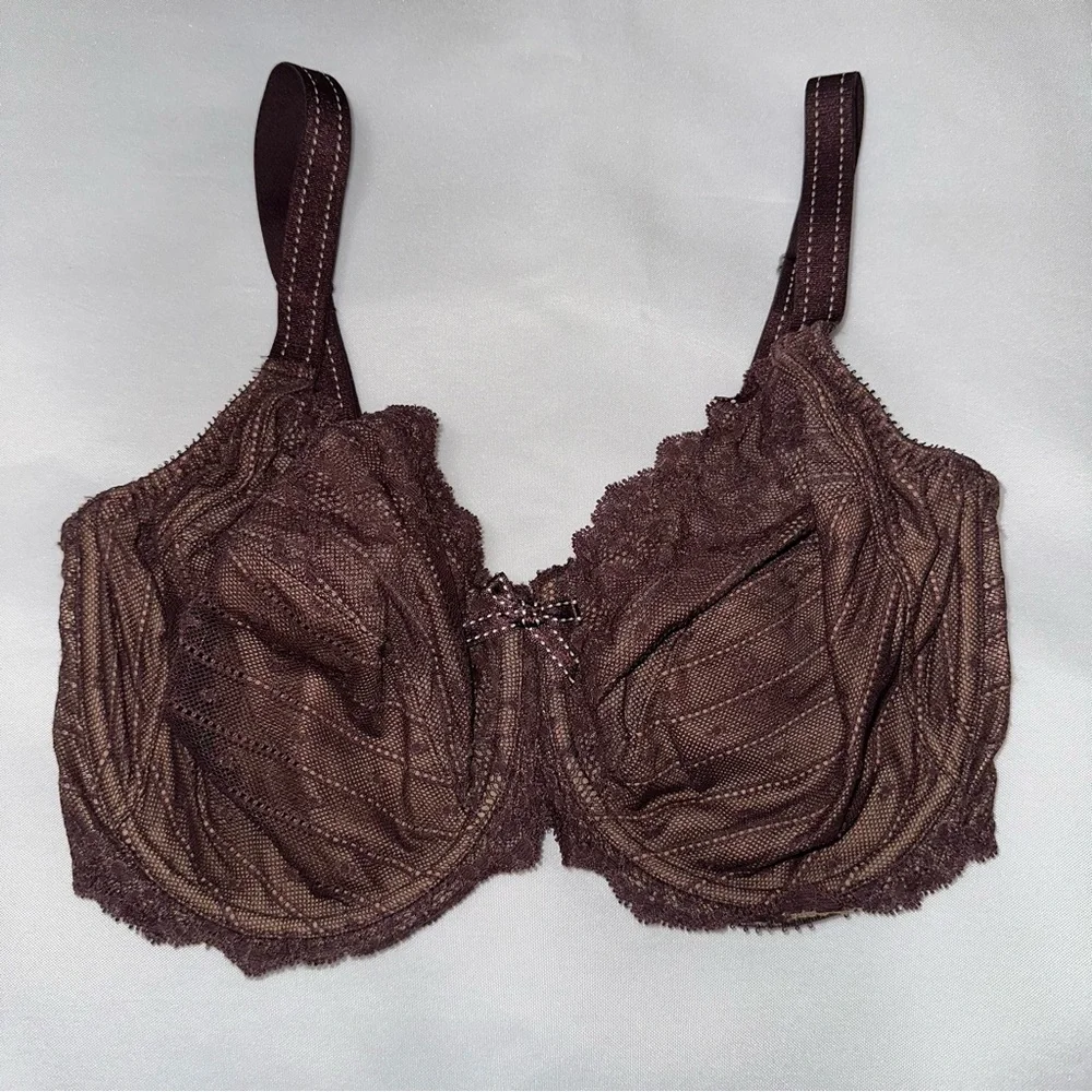 Chantelle Elegant Lace Underwire Bra - Brown 32DDDD‎